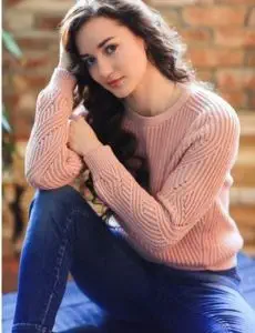 Elite escort service in Mungaoli for home and hotel visits